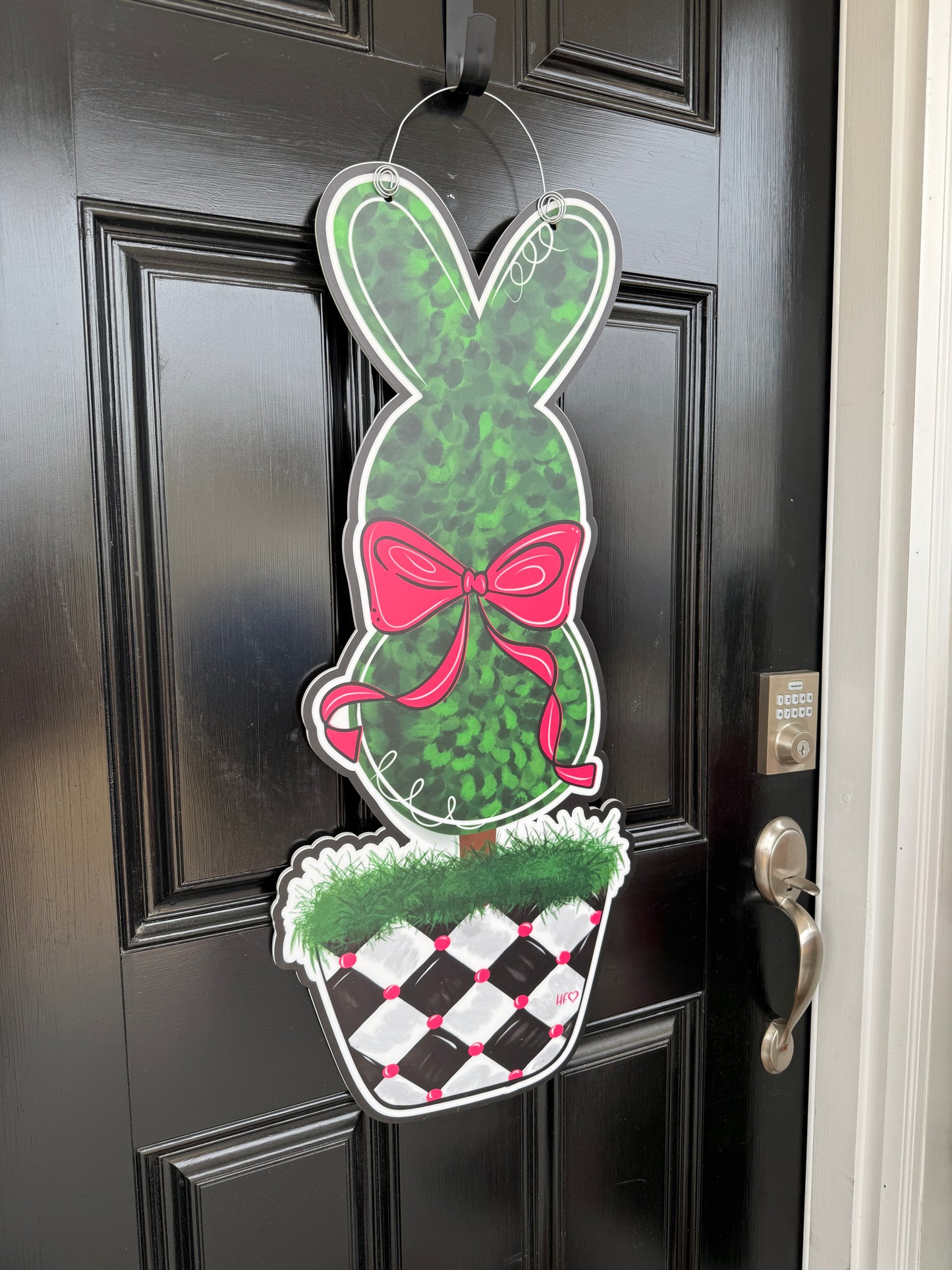 Boxwood Checkerboard Topiary Bunny Door Hanger