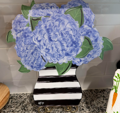 Spring Hydrandea Home Decor Sign (Easel Included)